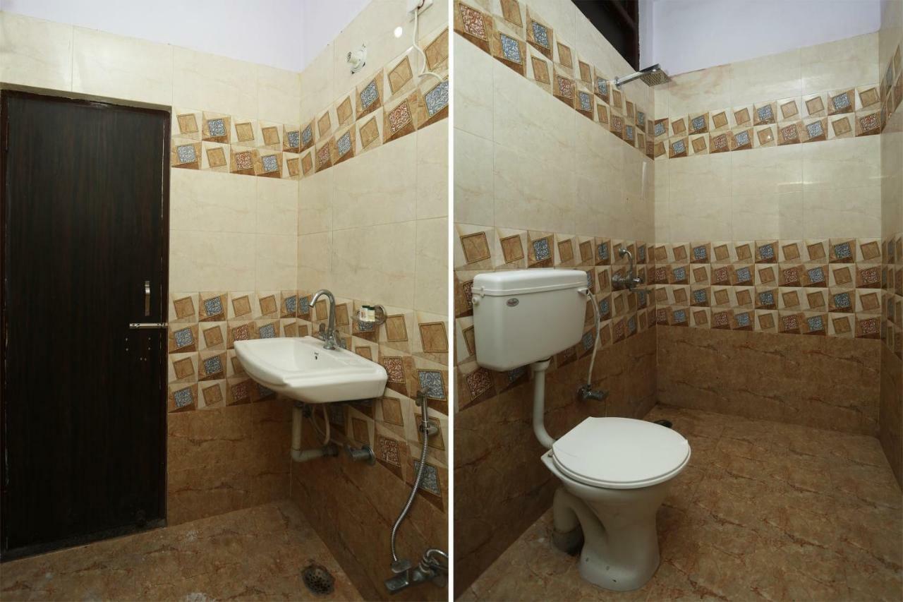 Oyo 16995 Sr Blessings Hotel Chinhat Exterior photo